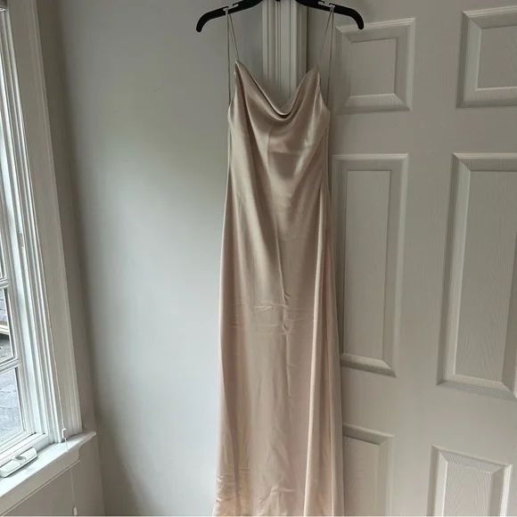 NWT Alice + Olivia Harmony Slip Dress in Taupe - Picture 2 of 5